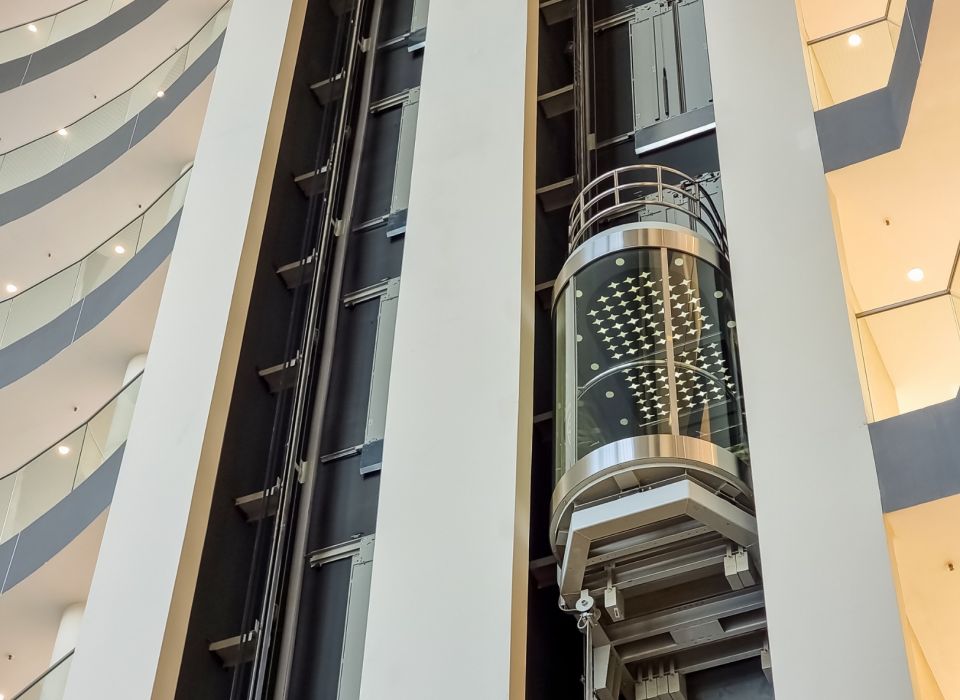 Glass Capsule Elevator Lift At Luxury Hotel Or Bu 2023 07 05 21 53 42 Utc